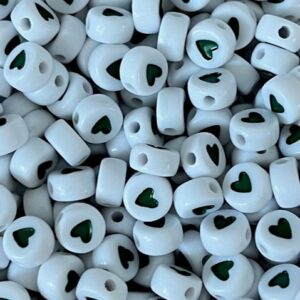 5 stuks hartjes acryl kralen wit groen 7mm.